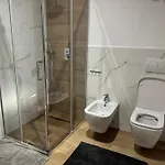 Mondi Golem (Tirana)