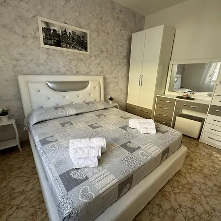 Mondi Villa Golem