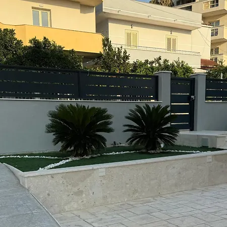 Villa Mondi *